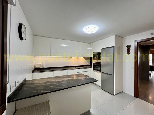 Pis de 170 m² a Pontevedra