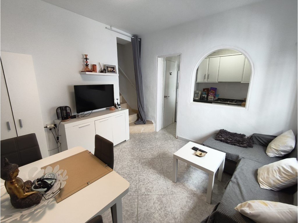 Casa de 71 m² a Árchez