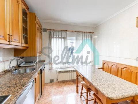 Piso de 80 m² en Oviedo