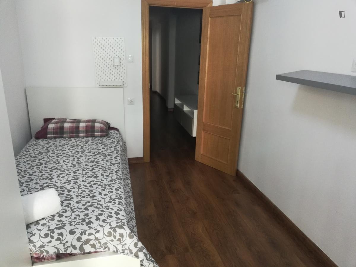 Chambre à louer, Valence