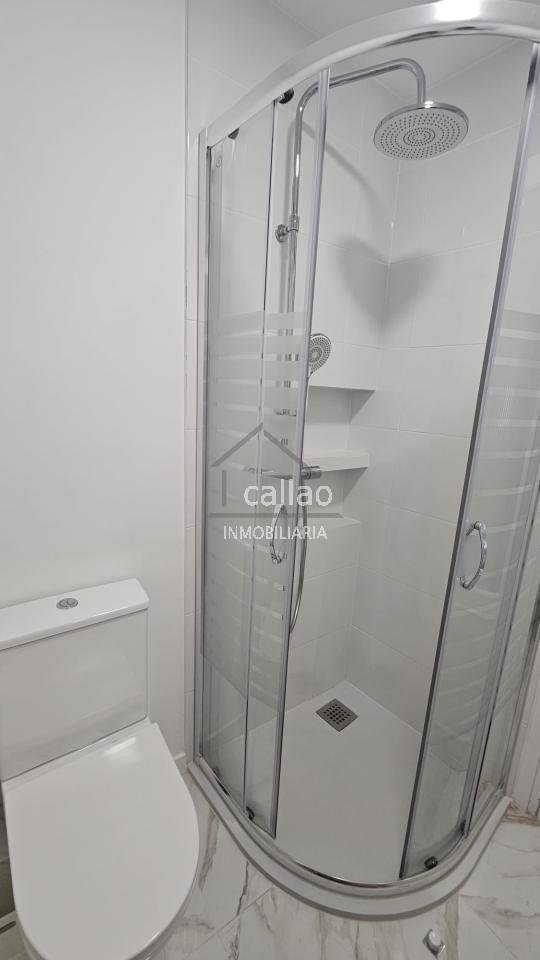 Zimmer 99 m², Ferrol