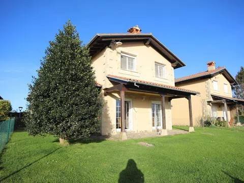 Casa de 216 m² a Udías