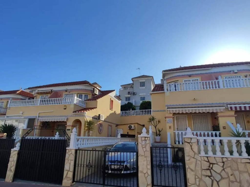 Casa de 123 m² en Orihuela