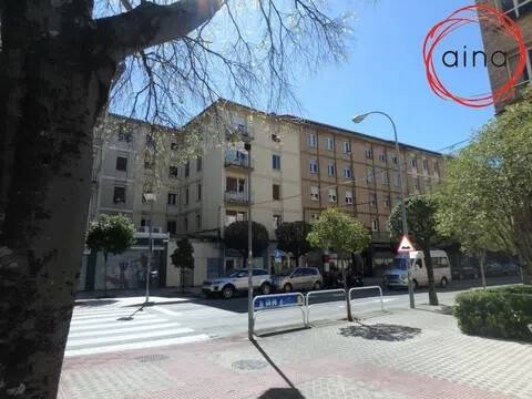 Piso de 80 m² en Pamplona