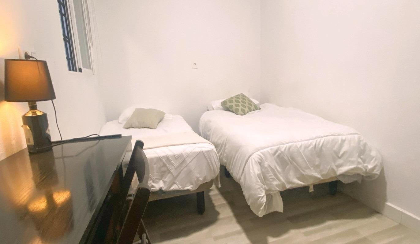 Habitación 70 m², Granada