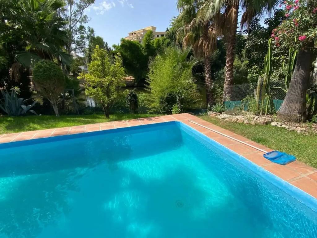 Casa de 300 m² en Marbella