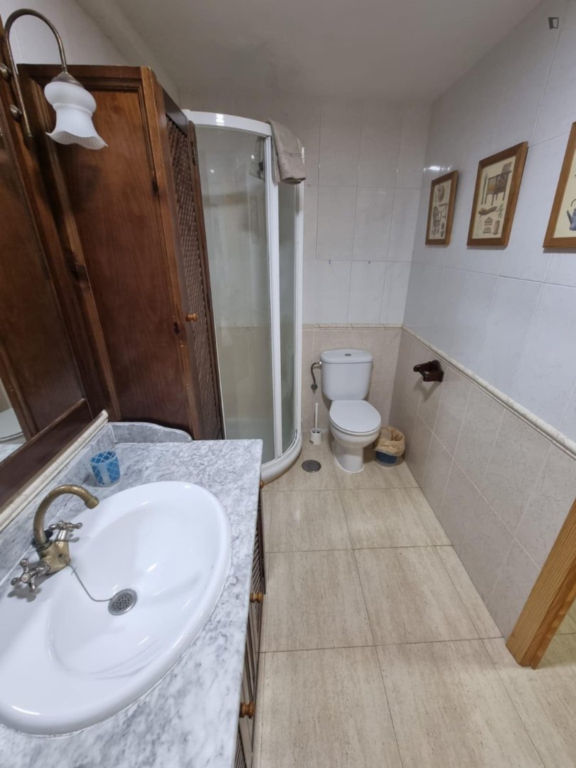 Habitació de lloguer, Colmenarejo