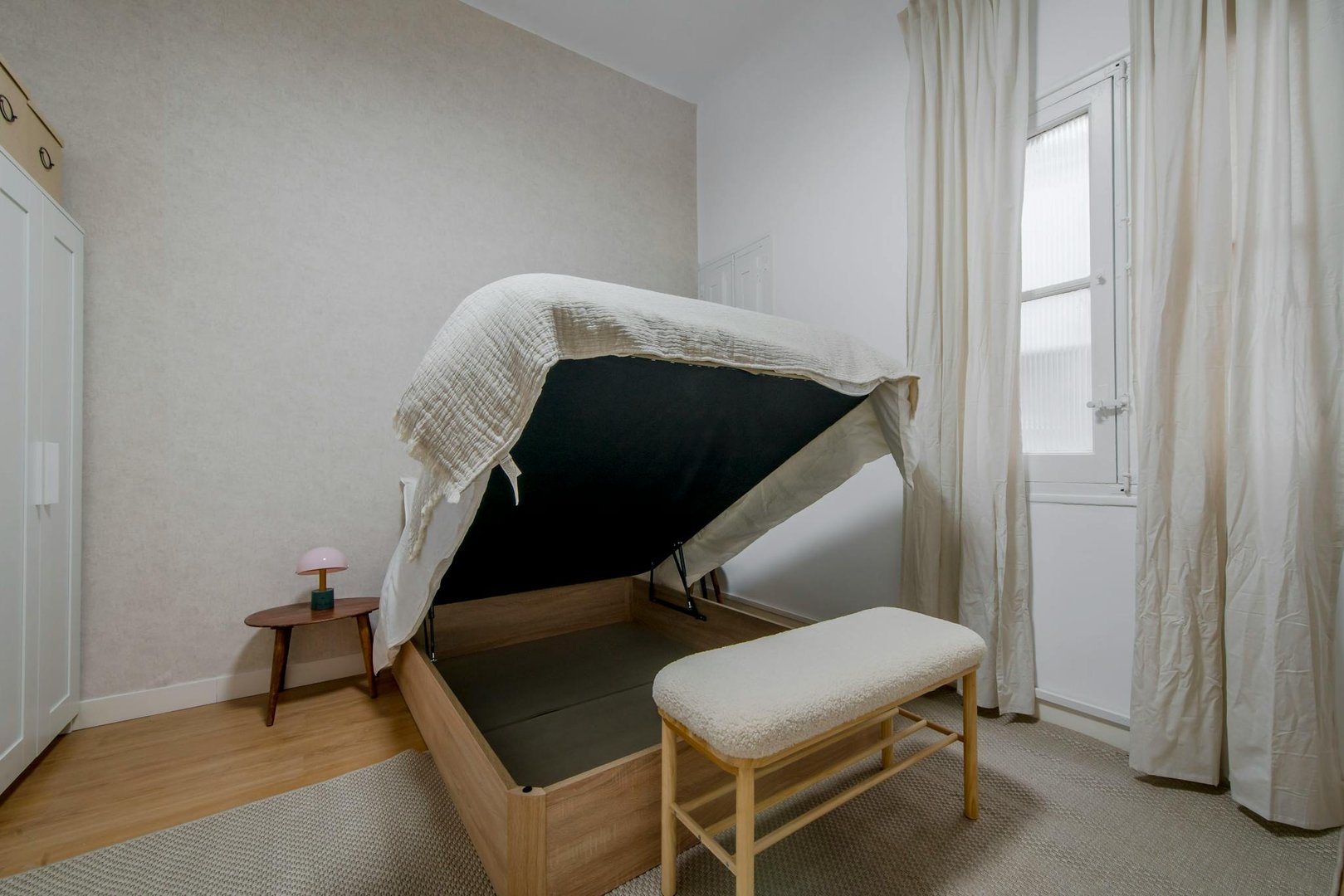 Habitació de lloguer, Madrid