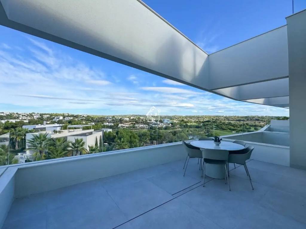 Pis de 360 m² a Oriola