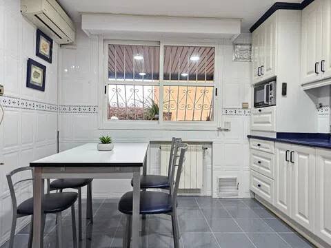 Habitación 250 m², Madrid