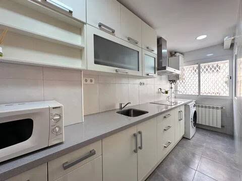 Habitación 86 m², Granada