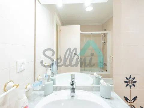 Piso de 80 m² en Oviedo