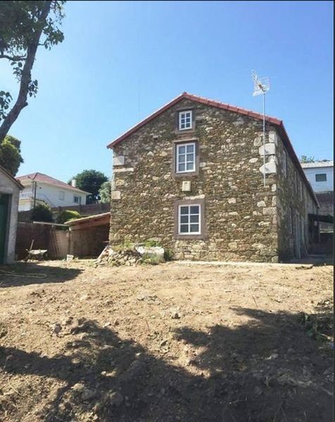 Casa de 132 m² en Narón