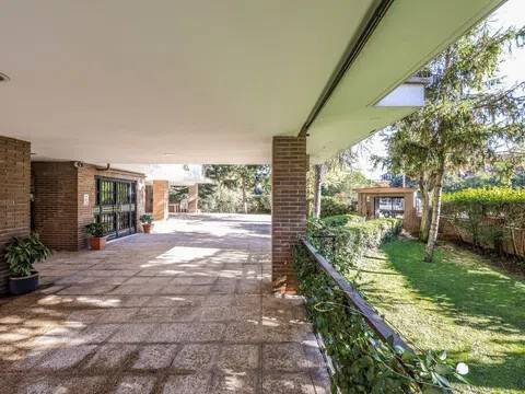 Wohnung 217 m² in Madrid