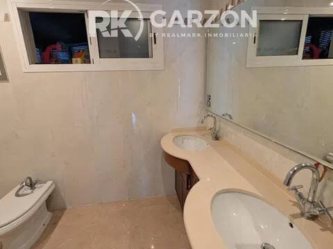 Piso de 142 m² en Almería