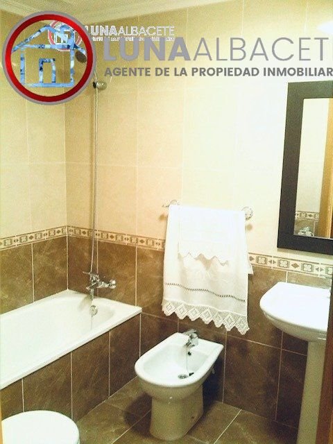 Piso de 235 m² en Albacete