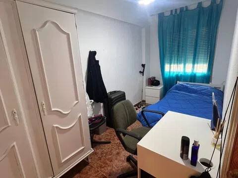 Piso de 85 m² en Almería