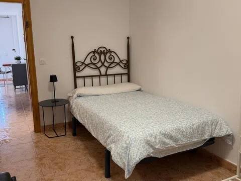 Piso de 100 m² en La Almunia de Doña Godina