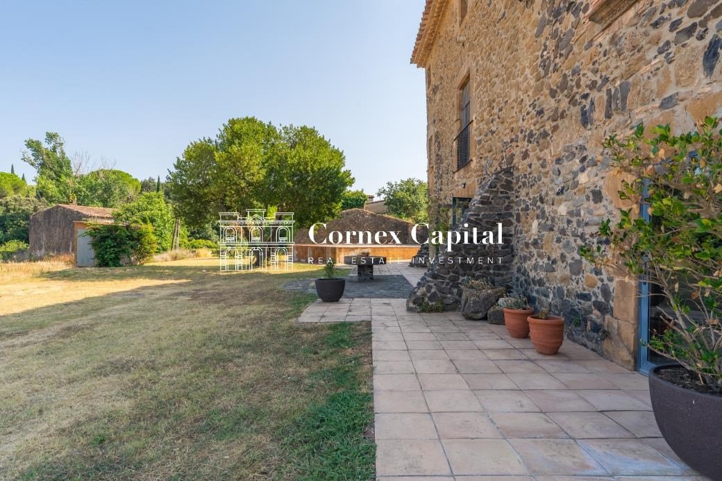 Piso de 1000 m² en Rupià