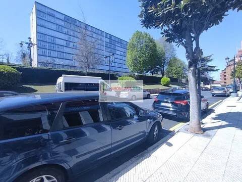 Piso de 120 m² en Oviedo