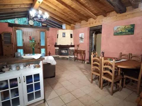 Casa de 110 m² en Asteasu