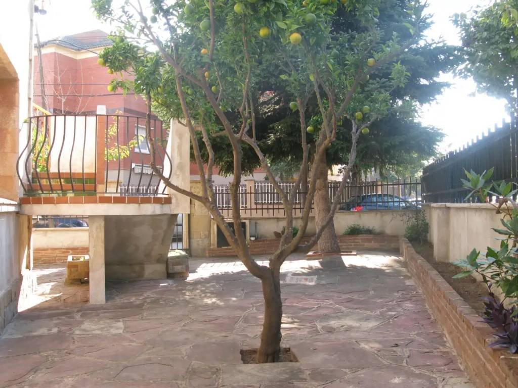 Casa de 186 m² en Cerdanyola del Vallès