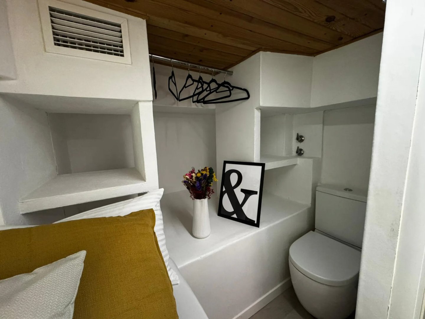 Room for rent, Madrid