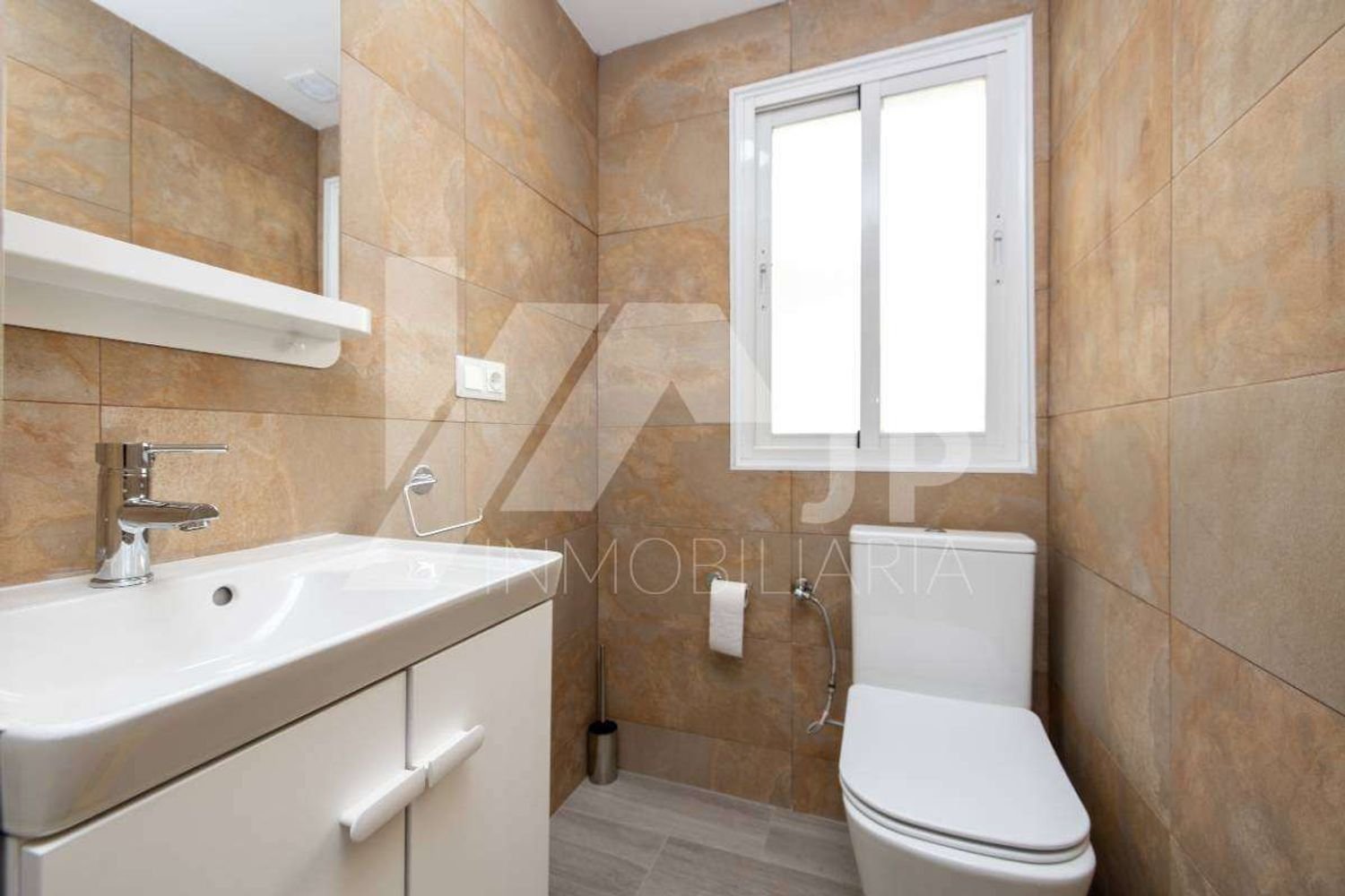 Piso de 89 m² en Granada