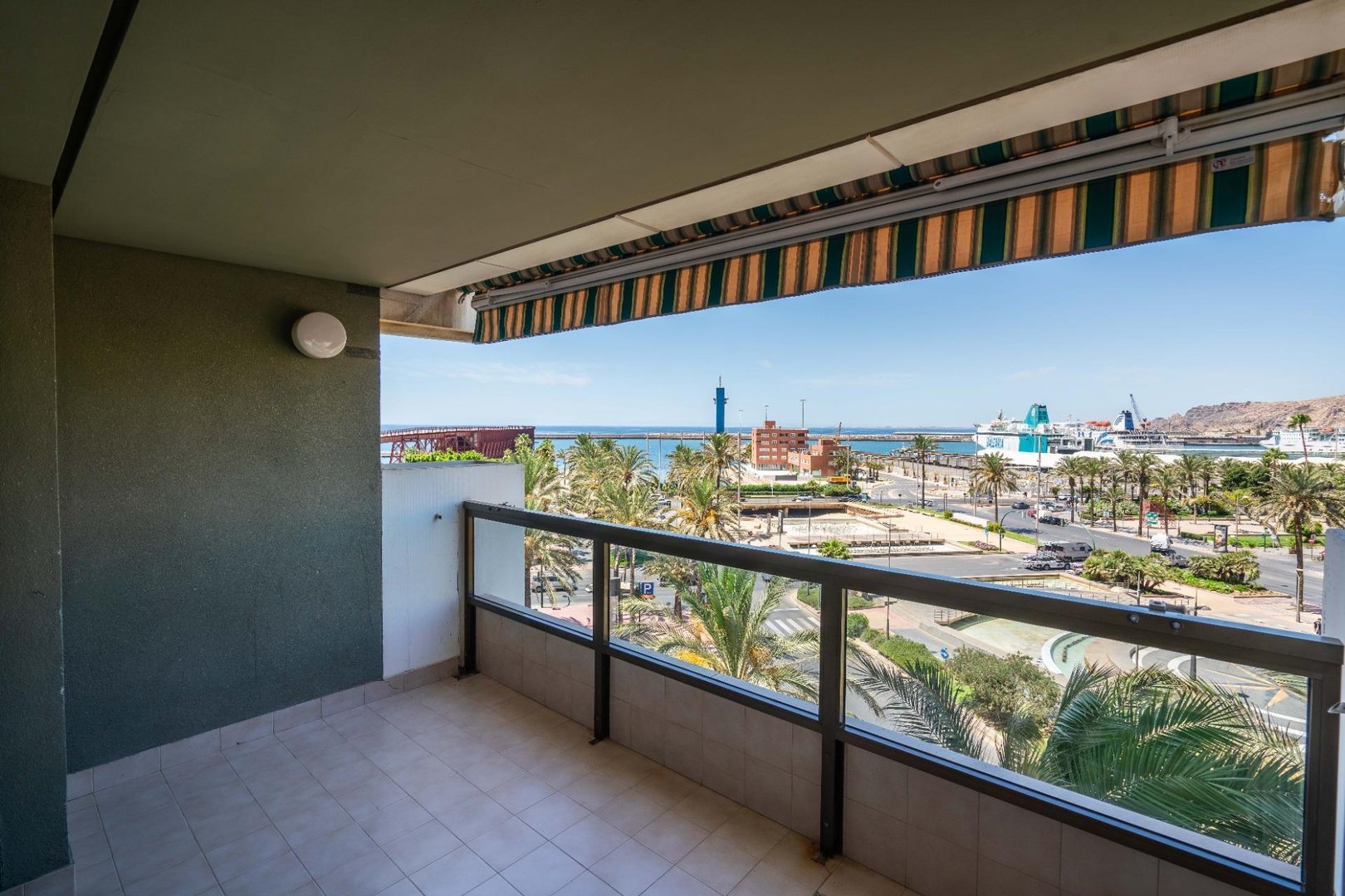 Piso de 218 m² en Almería