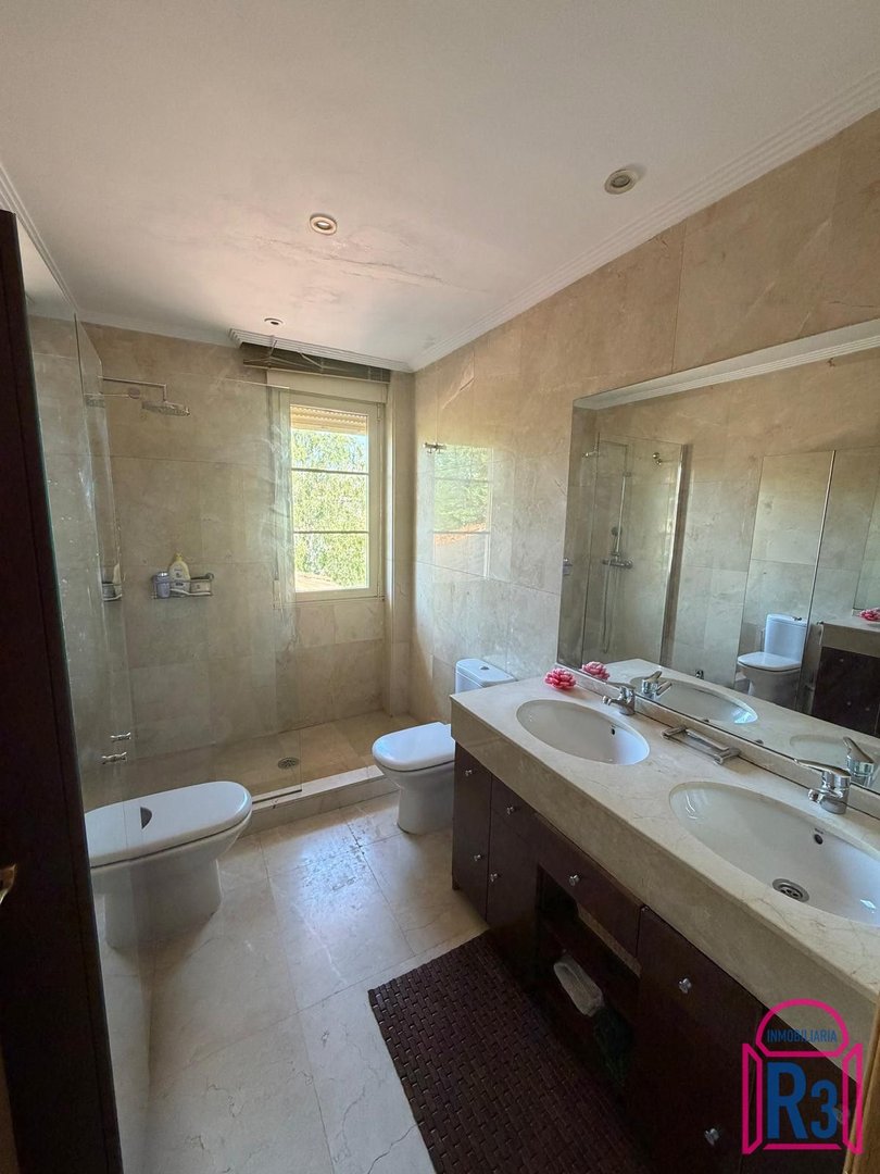 Casa de 420 m² en León