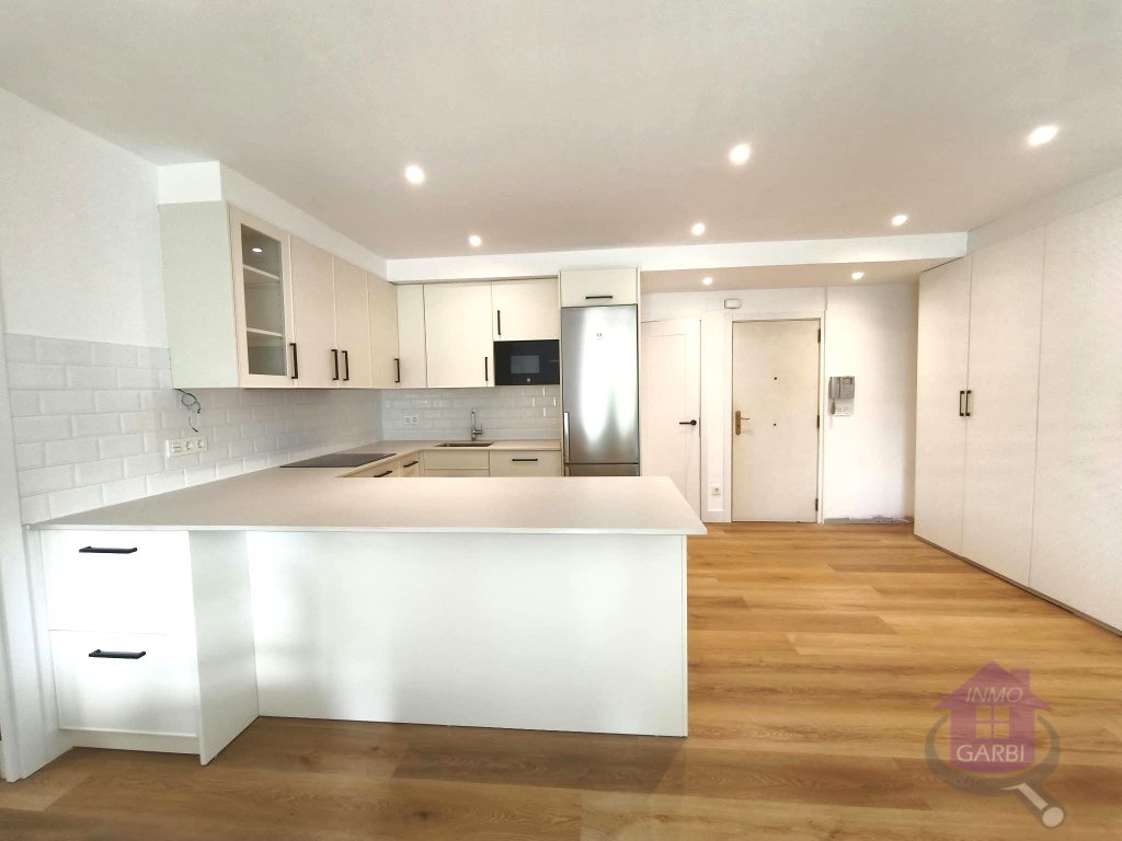Pis de 85 m² a Sant Sebastià