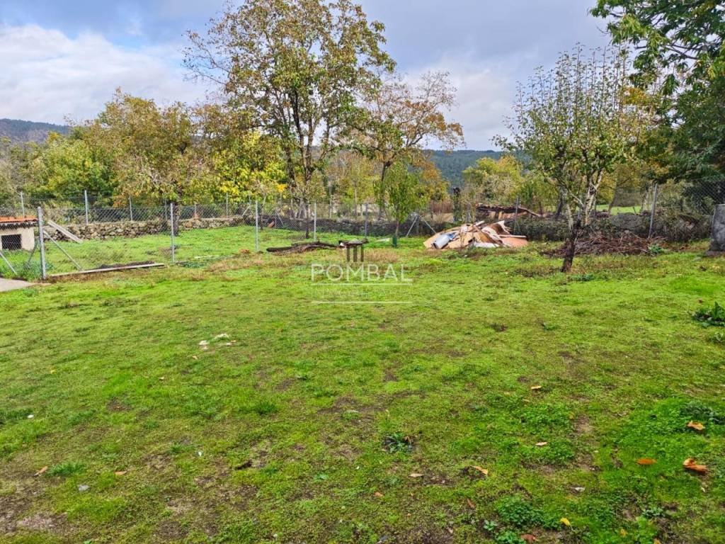 Casa de 97 m² en Parada de Sil