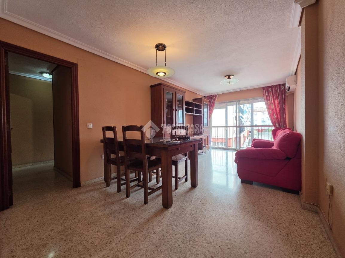 Piso de 90 m² en Sevilla