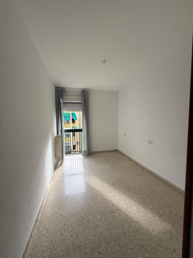 Wohnung 100 m² in Granada