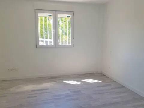 Piso de 95 m² en Camarena