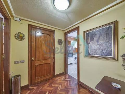 Wohnung 142 m² in Oviedo