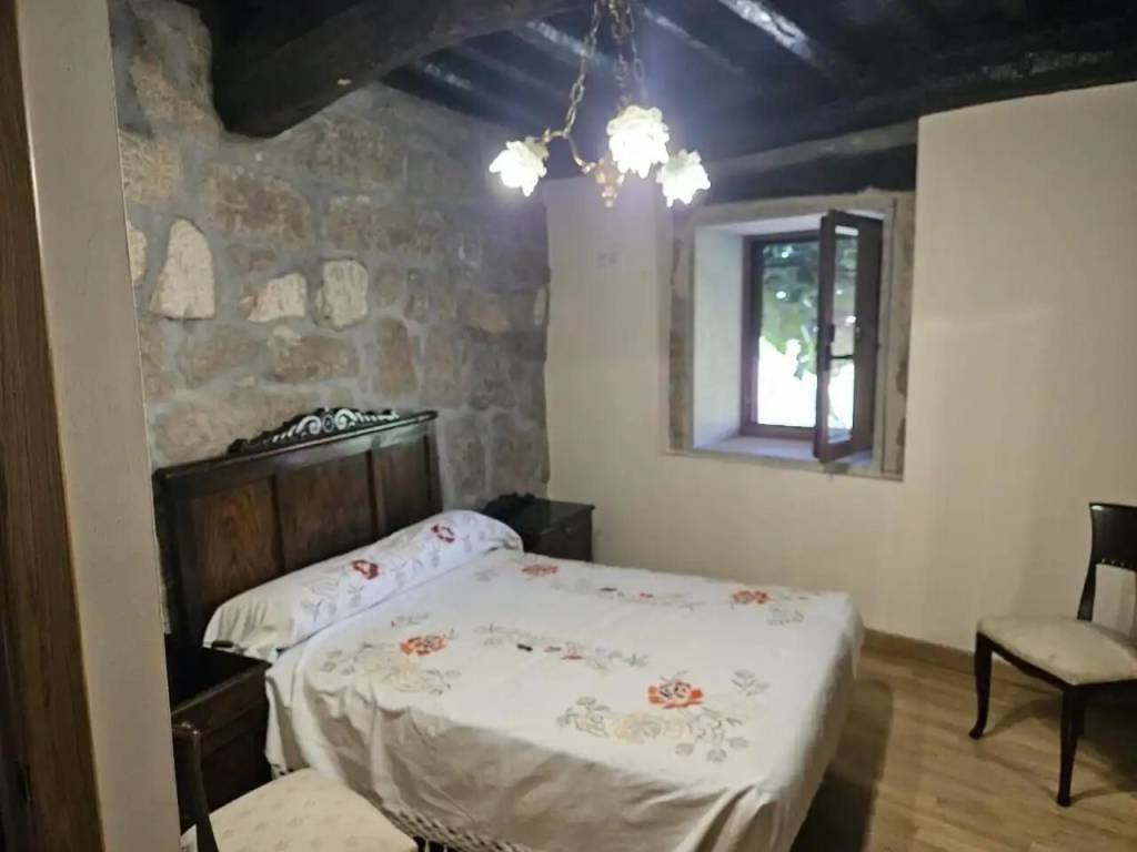 Casa de 200 m² en Baños de Molgas