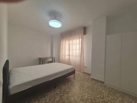 Piso de 130 m² en Almería