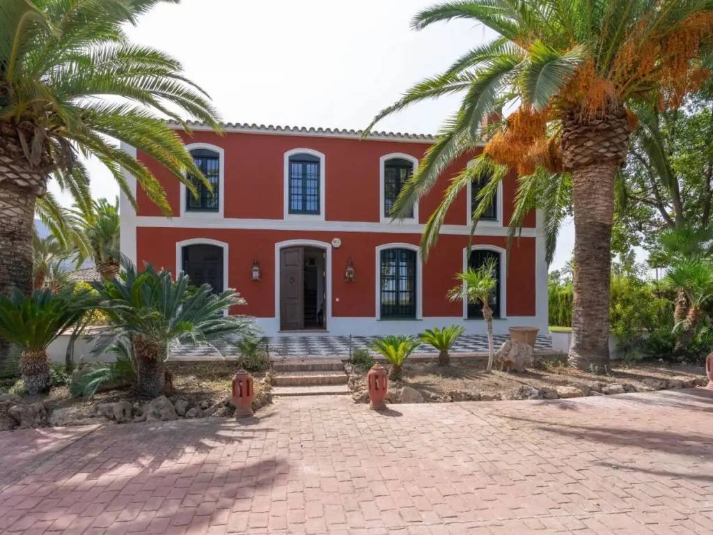 Casa de 325 m² a Alhaurín el Grande
