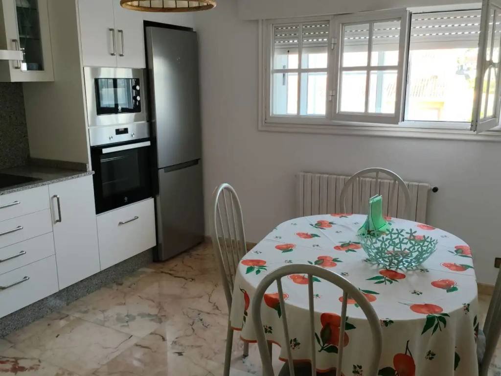 Piso de 100 m² en Ribeira