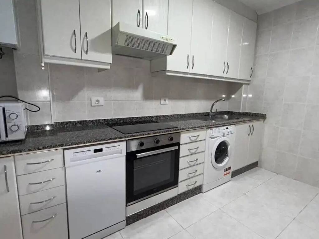 Piso de 95 m² en Ourense