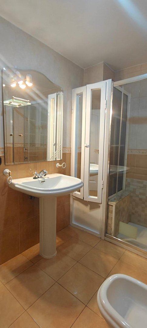 Habitación 186 m², Granada