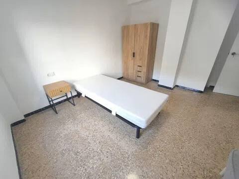 Habitación 100 m², Alcoy