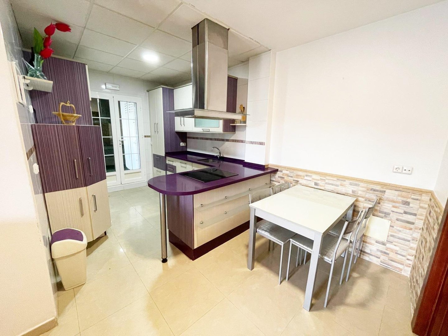 Casa de 232 m² en Setenil de las Bodegas