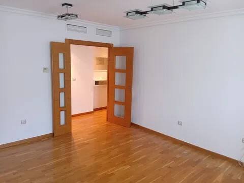 Piso de 80 m² en Albacete
