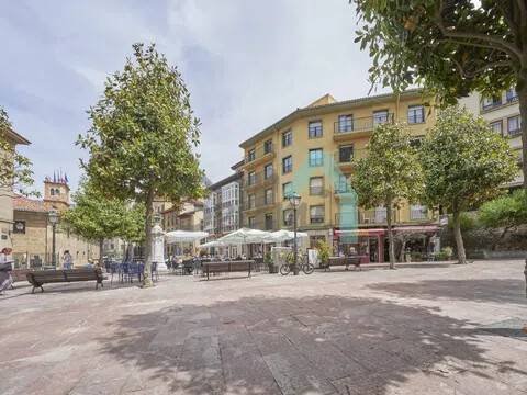Piso de 82 m² en Oviedo