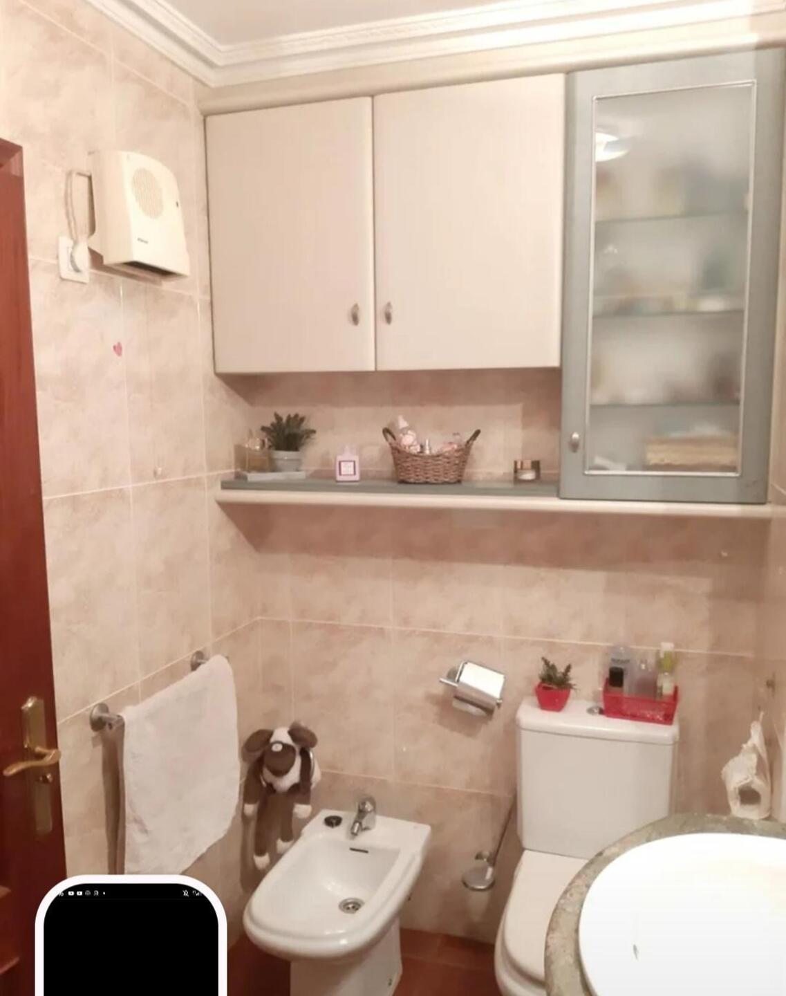 Piso de 80 m² en Noia