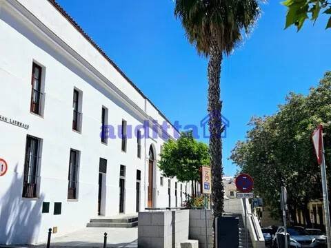 Piso de 80 m² en Sevilla
