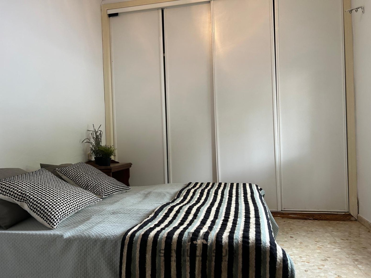 Stanza 99 m², Siviglia