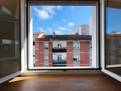 Piso de 89 m² en Pamplona